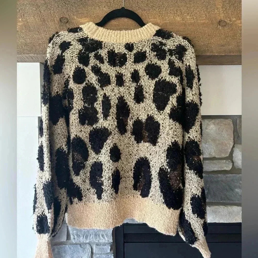 mudpie sweater women small Leopard Tan Cozy Neutral Preppy Fall Winter shaggy - Picture 3 of 7